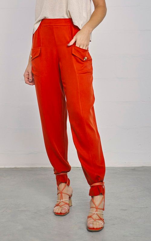 Calça em viscose sarjada lisa feminina - ABOBORA