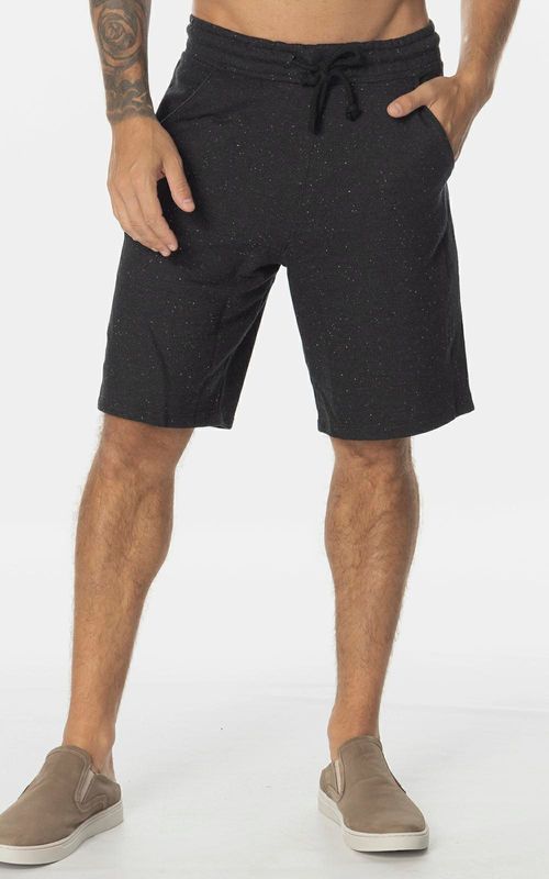 Bermuda com bolso faca - PRETO