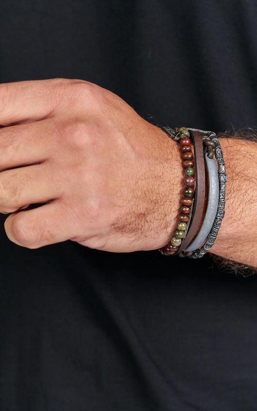 PULSEIRA DE COURO COM METAIS EM ZAMACK - COFFEE