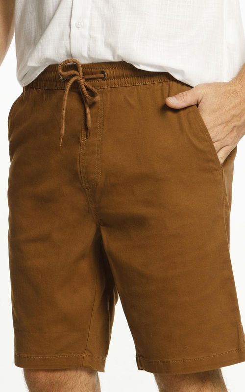 Bermuda Masculina slim chino - MARROM